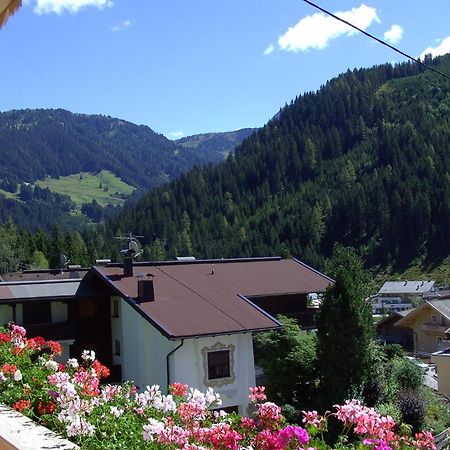 Haus Dorfblick Hotel Gerlos Exterior photo