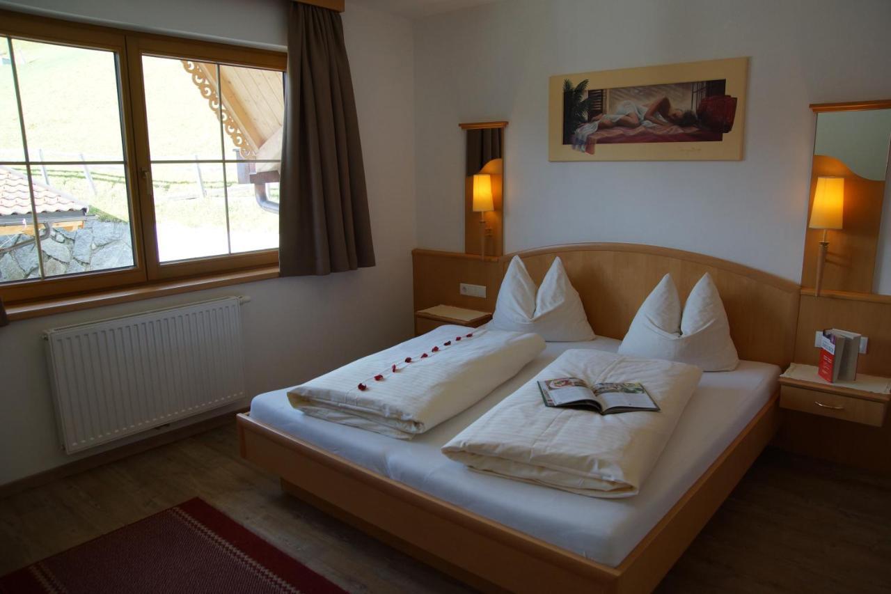 Haus Dorfblick Hotel Gerlos Exterior photo