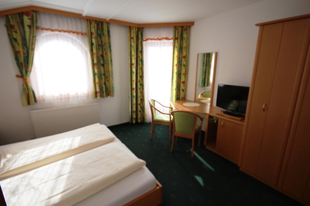 Haus Dorfblick Hotel Gerlos Exterior photo