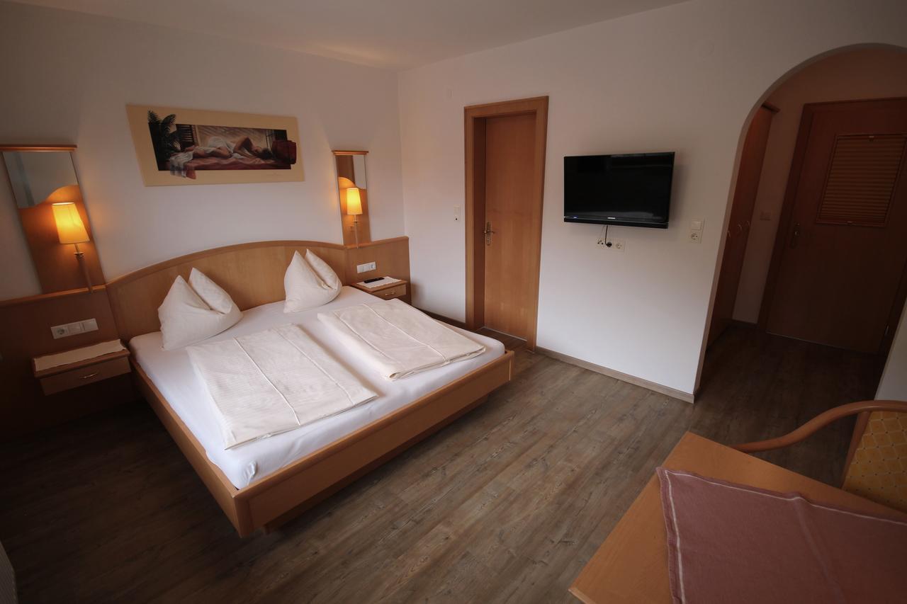 Haus Dorfblick Hotel Gerlos Exterior photo