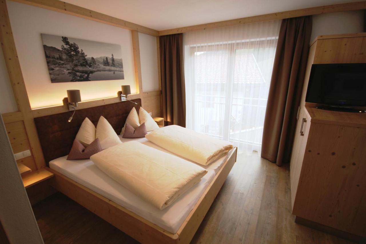 Haus Dorfblick Hotel Gerlos Exterior photo